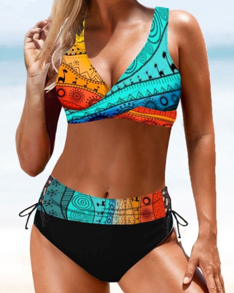 Eva – Bikini colorido y alegre