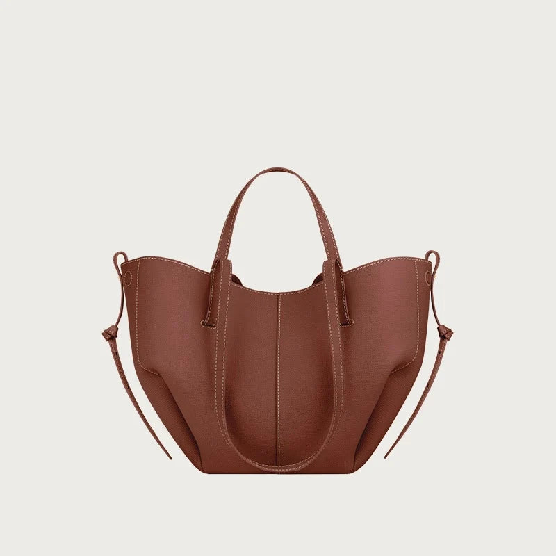 Bolso tote Freja con alas y plisados