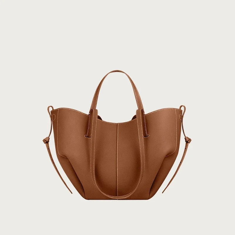 Bolso tote Freja con alas y plisados